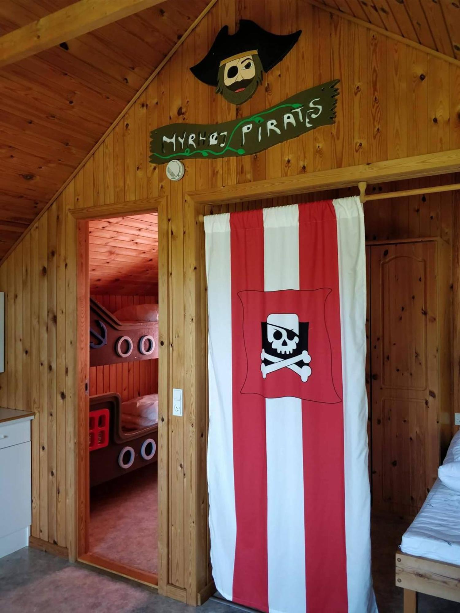Myrhoj Camping Hotel Szoba fotó